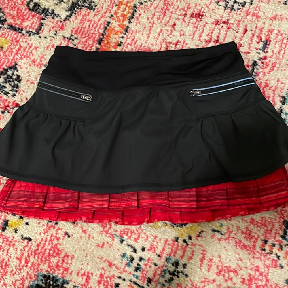lululemon tennis skirt, fun pleats, zippers and pockets